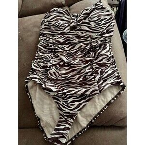 Torrid animal print One Piece Swimsuit SZ 2X